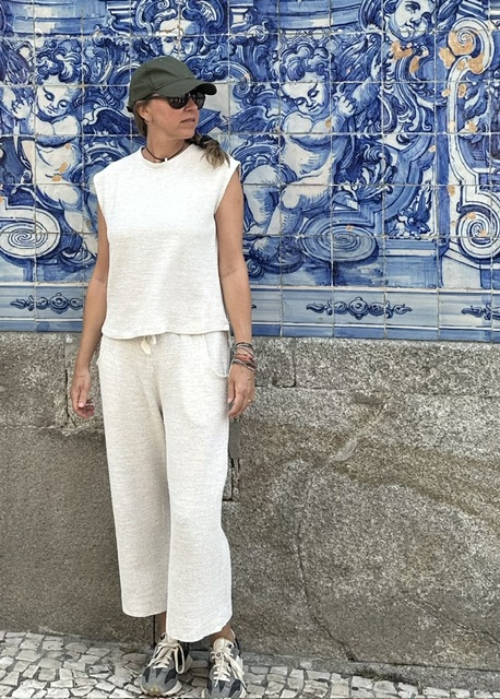 LOOK - CAMISETA + CALÇA BOUCLE